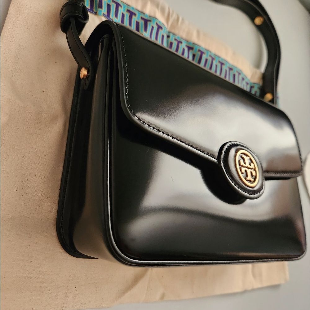 Tory Burch Robinson Spazzolato Convertible Shoulder Bag - Picture 4 of 13